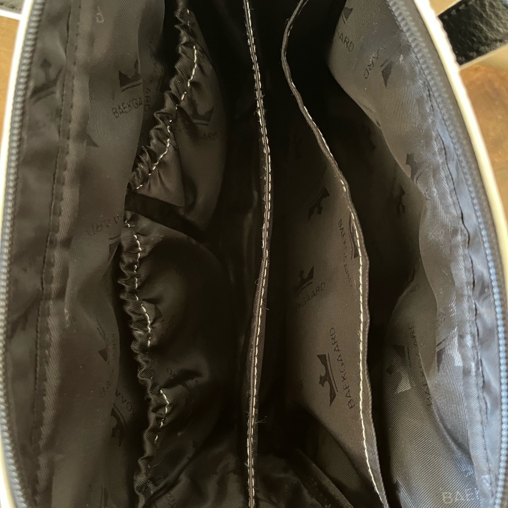 Black and White Leatherette Women’s Top-Handle Bag - Picture 8 of 12